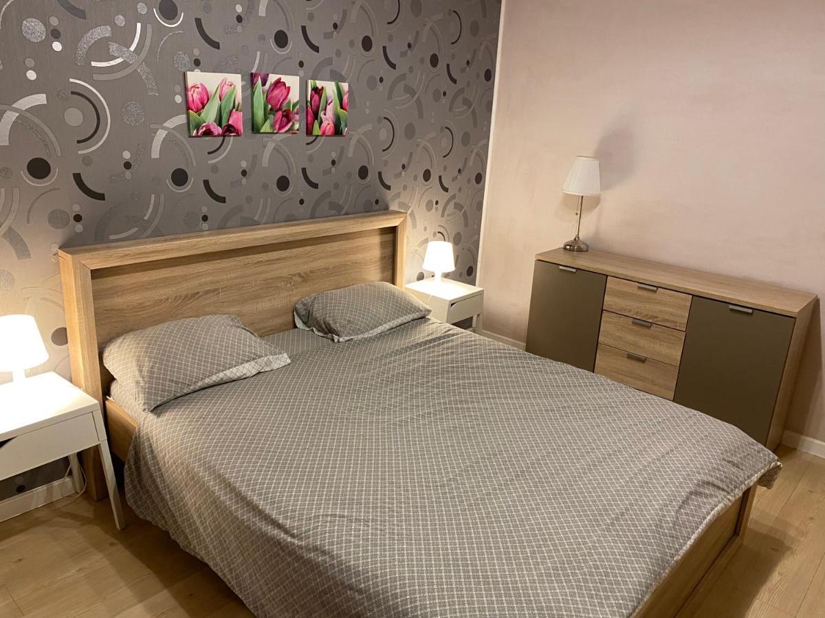 Igi Red Flat With Free Private Parking Appartement Cluj-Napoca Buitenkant foto